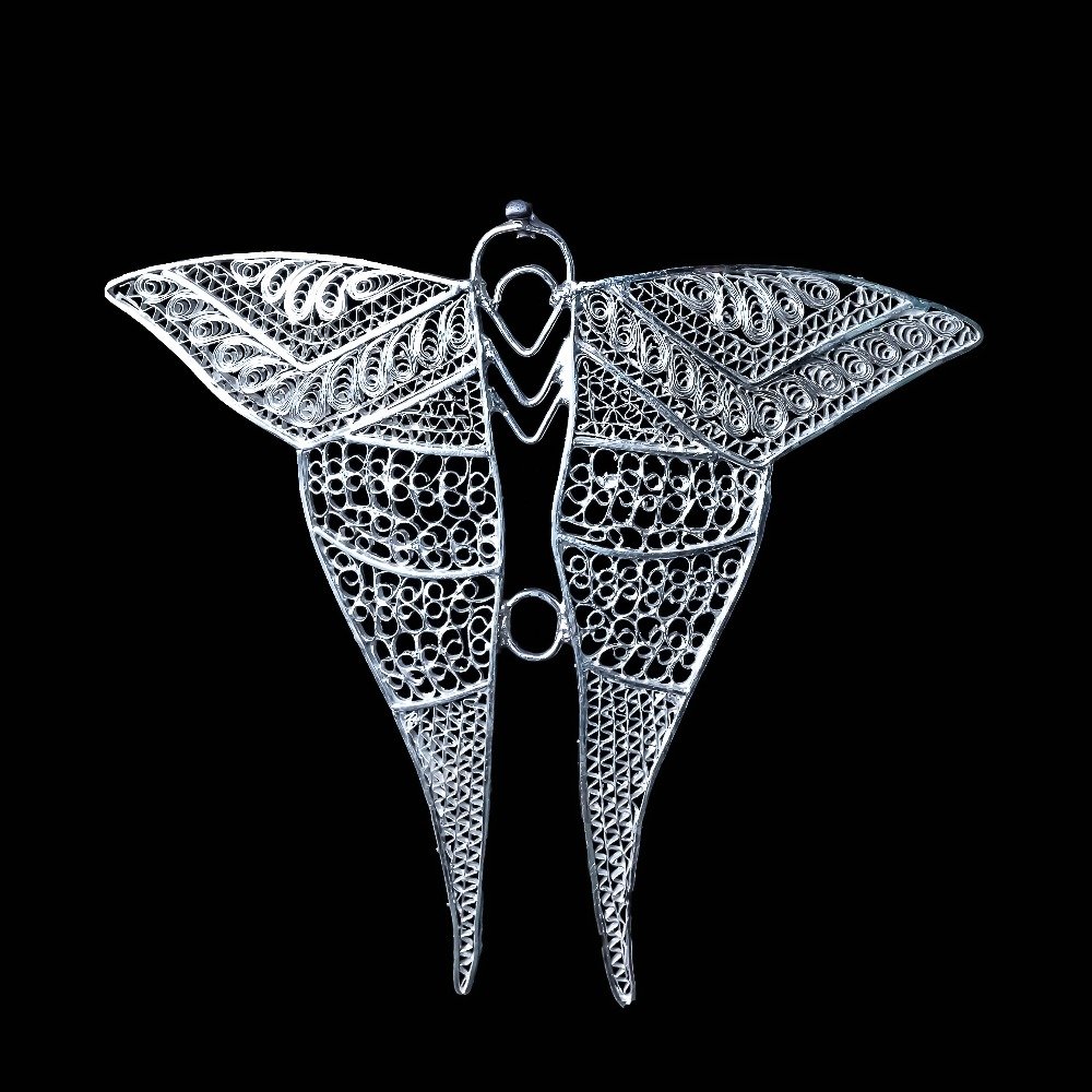 Silver modern design pendants